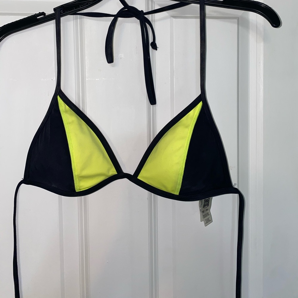 Victoria’s Secret bikini top